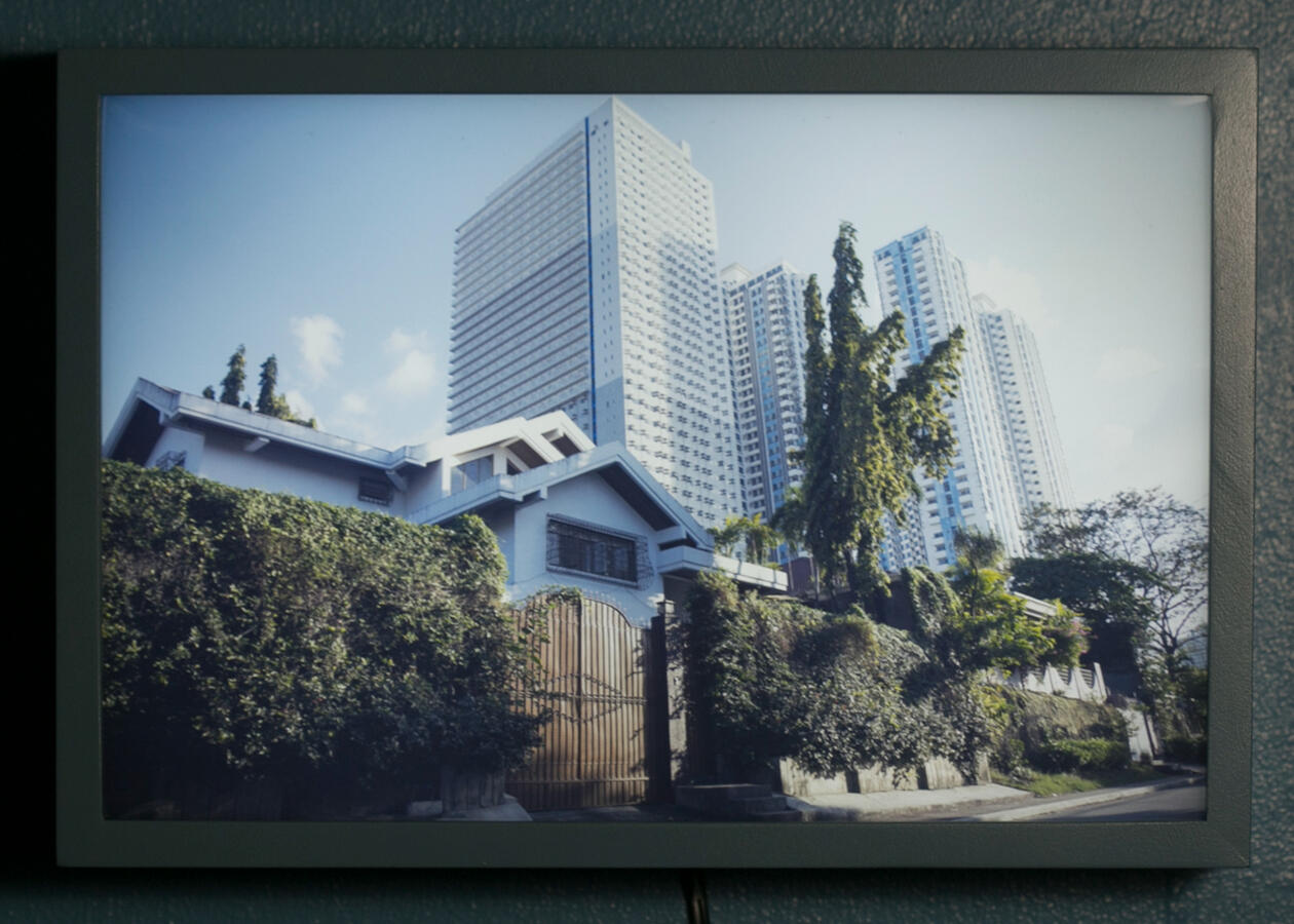 Lantawan St. - Light box - 8.75 x 11.75 inches - 2016